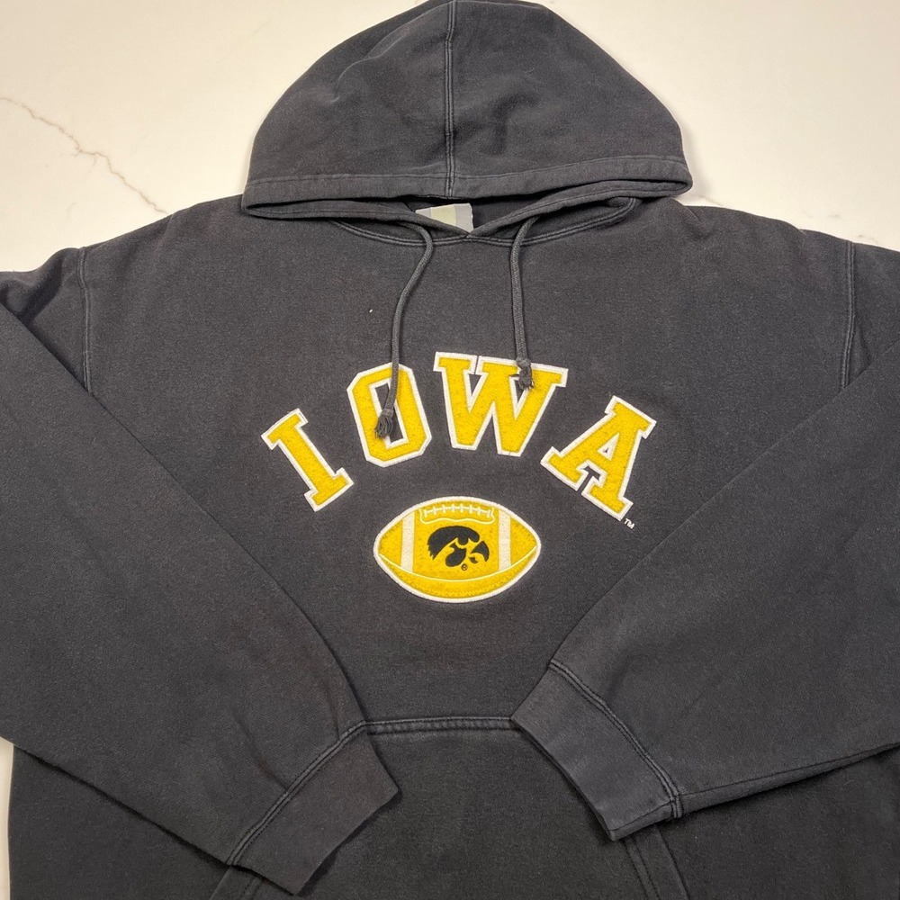 Iowa Hawkeyes Hoodie Mens XL Black Yellow Spellout Football NCAA